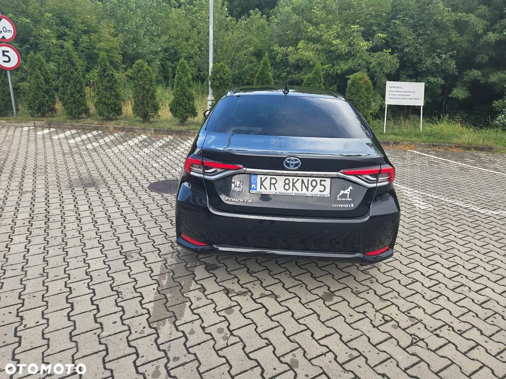 Toyota Corolla 2.0 Hybrid Executive - 6