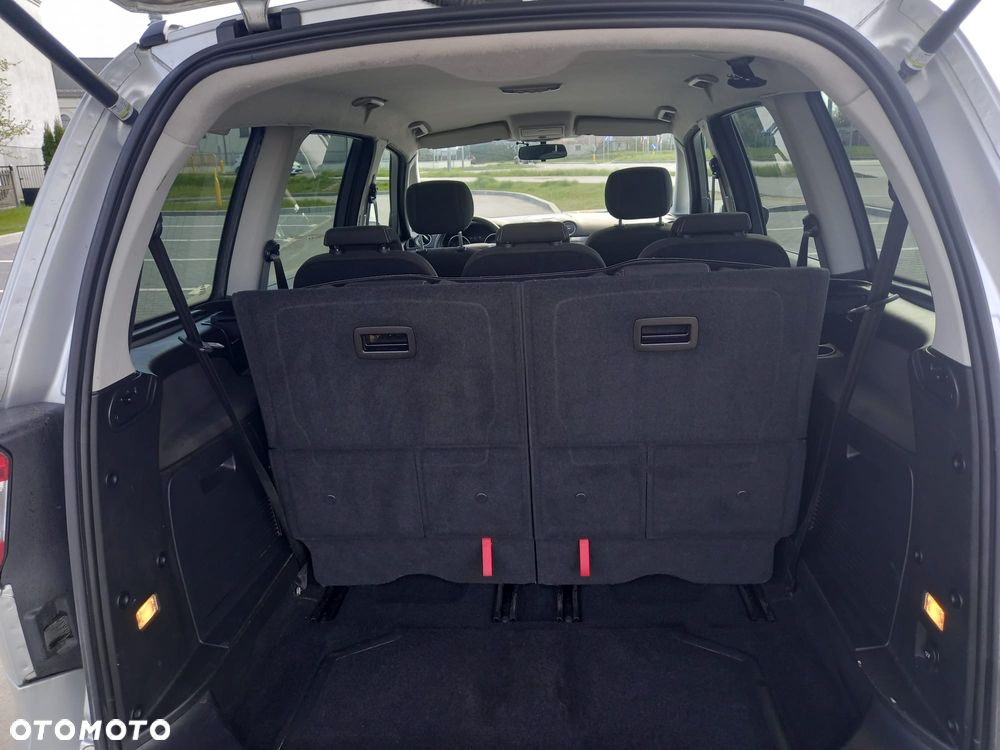 Ford Galaxy 2.0 TDCi Trend - 17