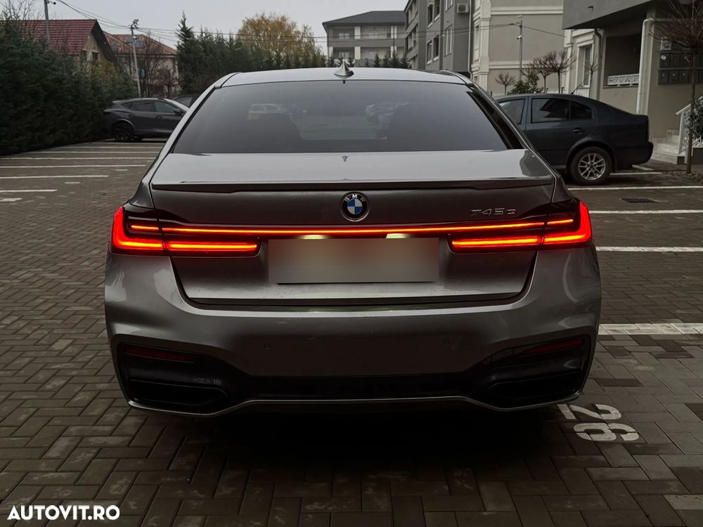 BMW Seria 7 745e AT PHEV - 9