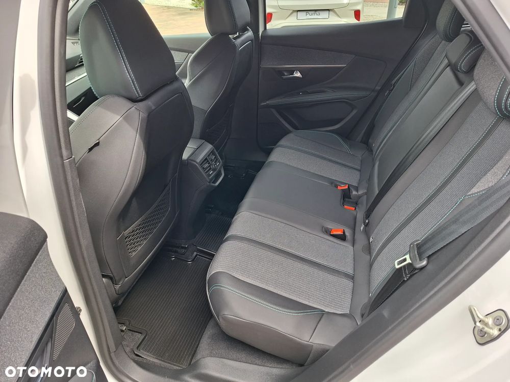 Peugeot 3008 1.2 PureTech Allure Pack S&S EAT8 - 22