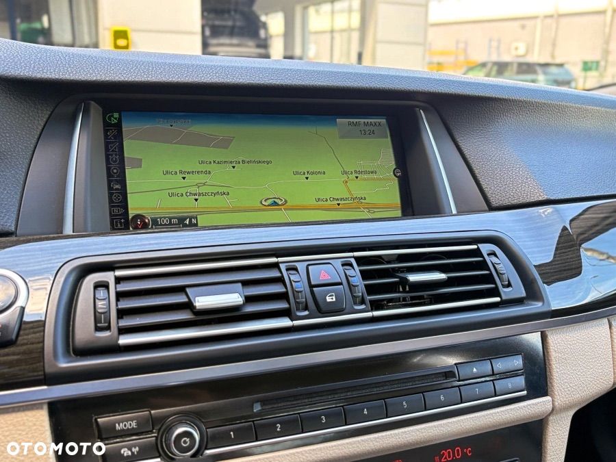 BMW Seria 5 525d xDrive Luxury Line - 27
