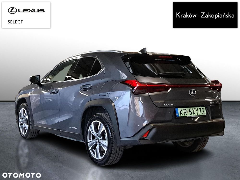 Lexus UX - 4