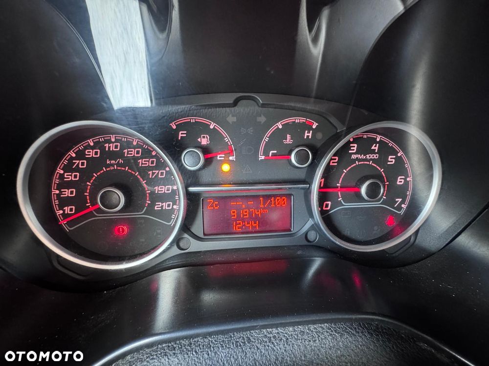 Fiat Doblo / Chłodnia / Zarejestrowany (318) - 14