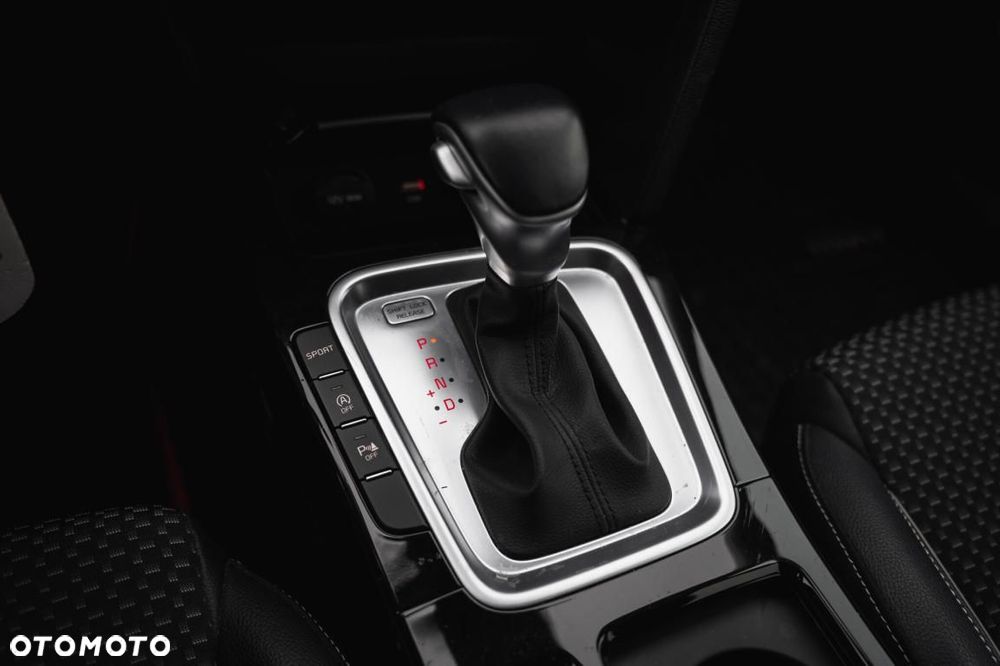 Kia XCeed - 22
