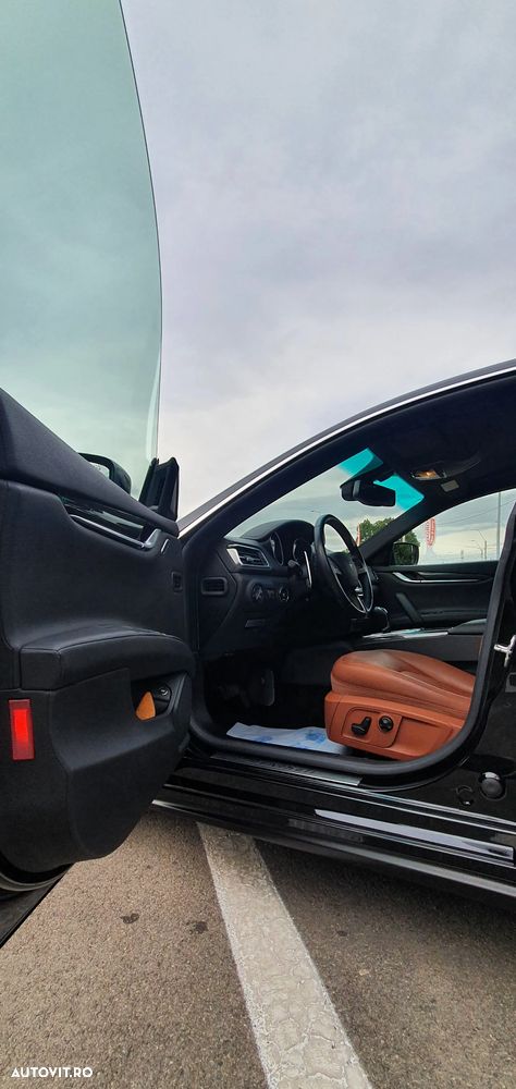 Maserati Ghibli - 23