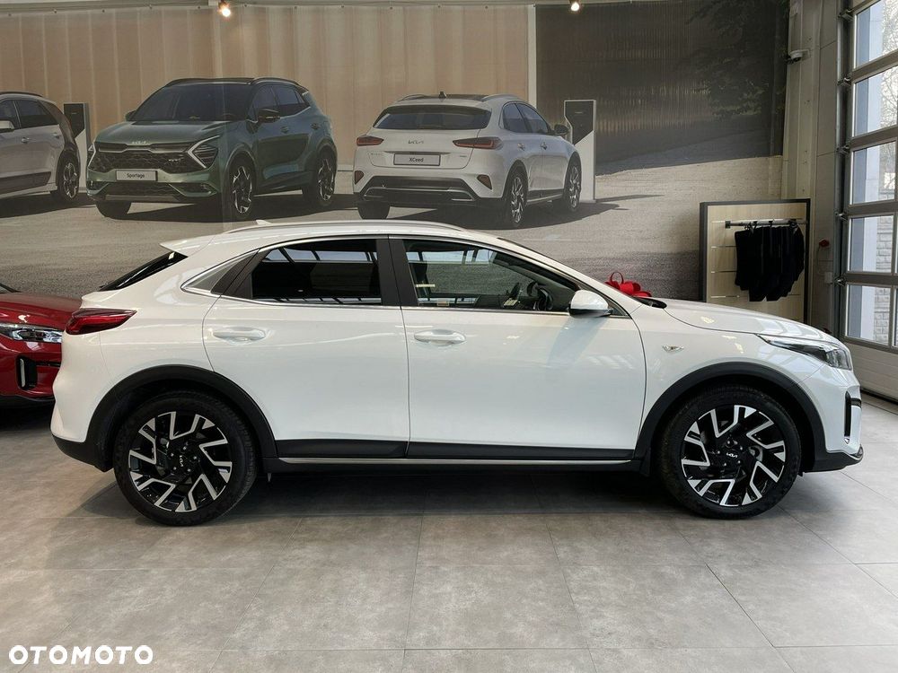 Kia XCeed - 4