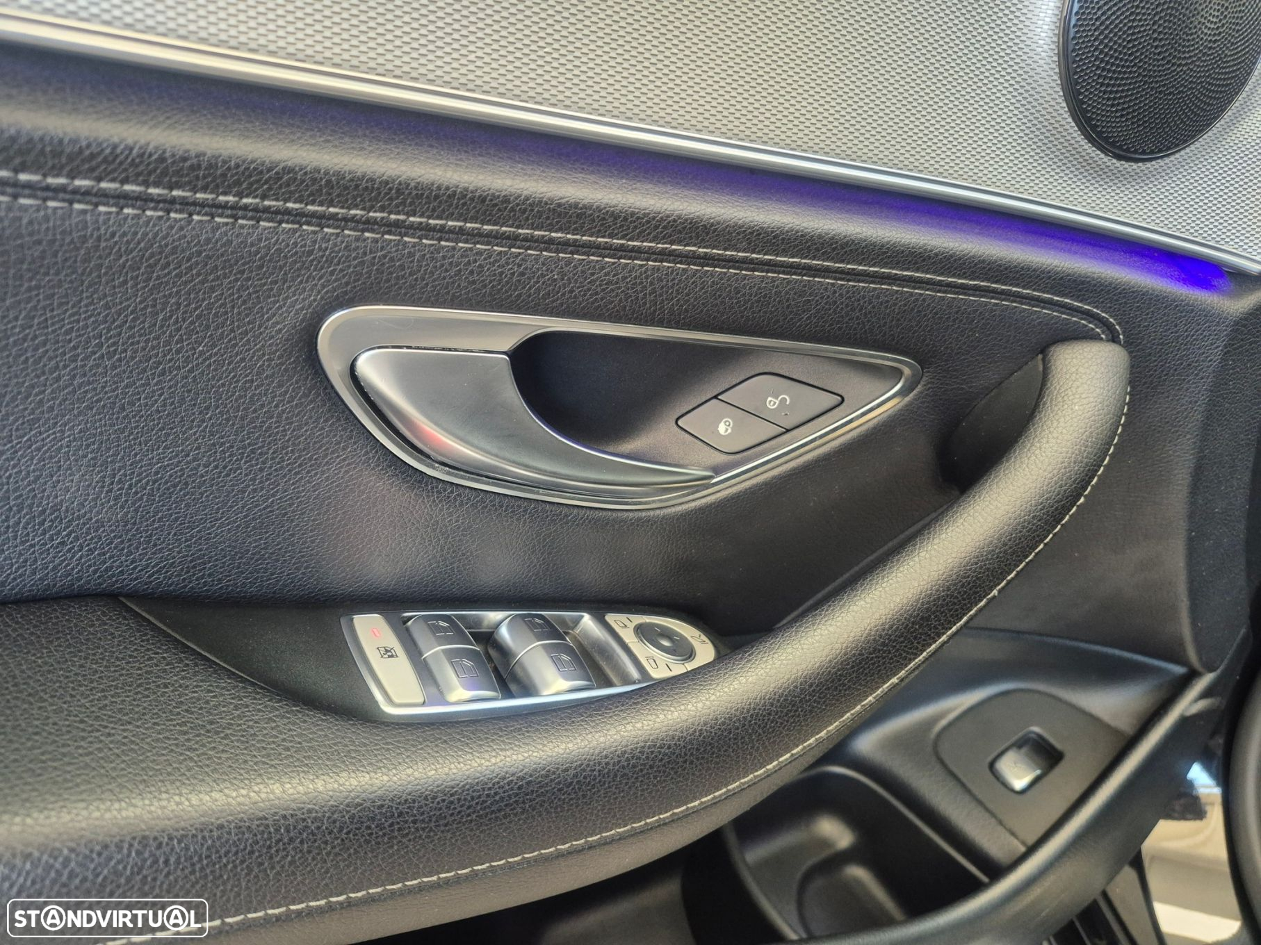 Mercedes-Benz E 220 d Exclusive Line - 9