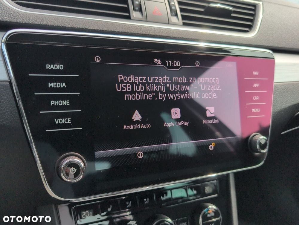 Skoda Superb 2.0 TSI Ambition DSG - 25