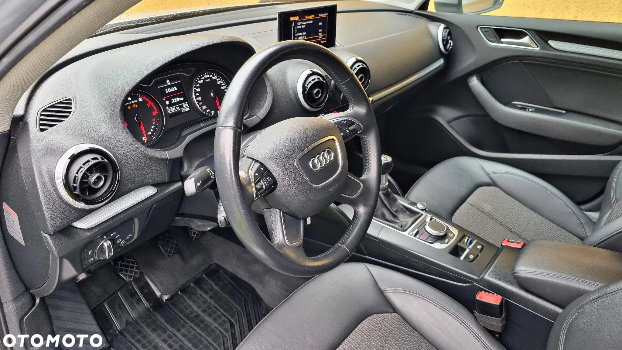 Audi A3 Limousine 1.4 TFSI Ambiente - 23