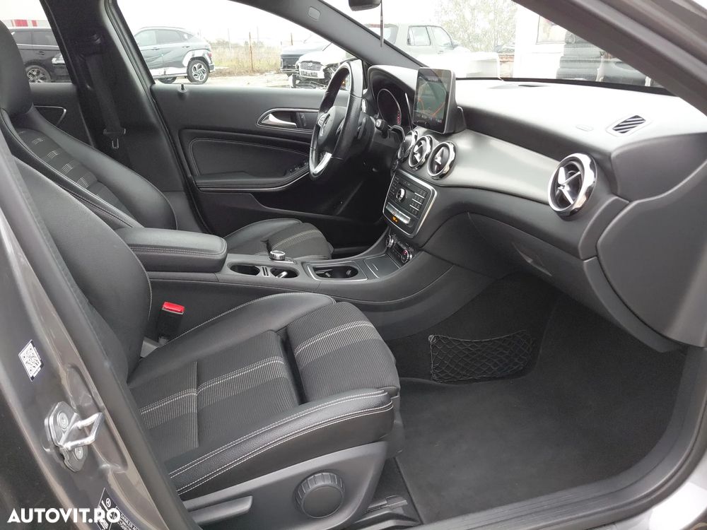 Mercedes-Benz GLA 200 d Aut. - 15