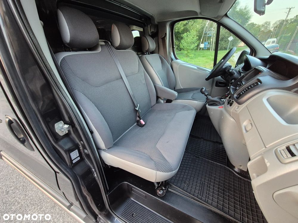 Opel Vivaro - 6