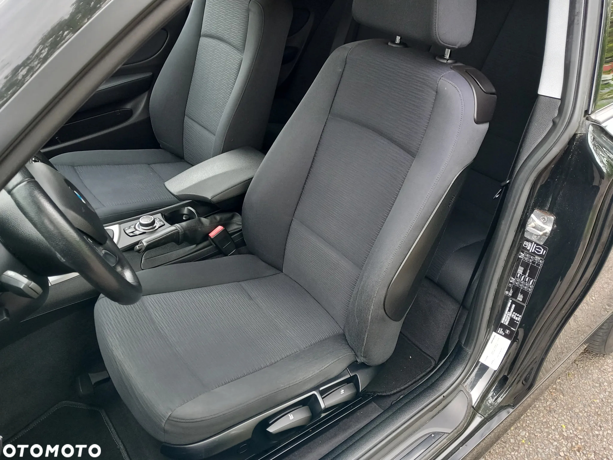 BMW Seria 1 116d - 10
