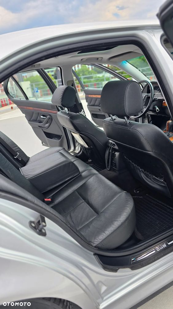 BMW Seria 5 - 23