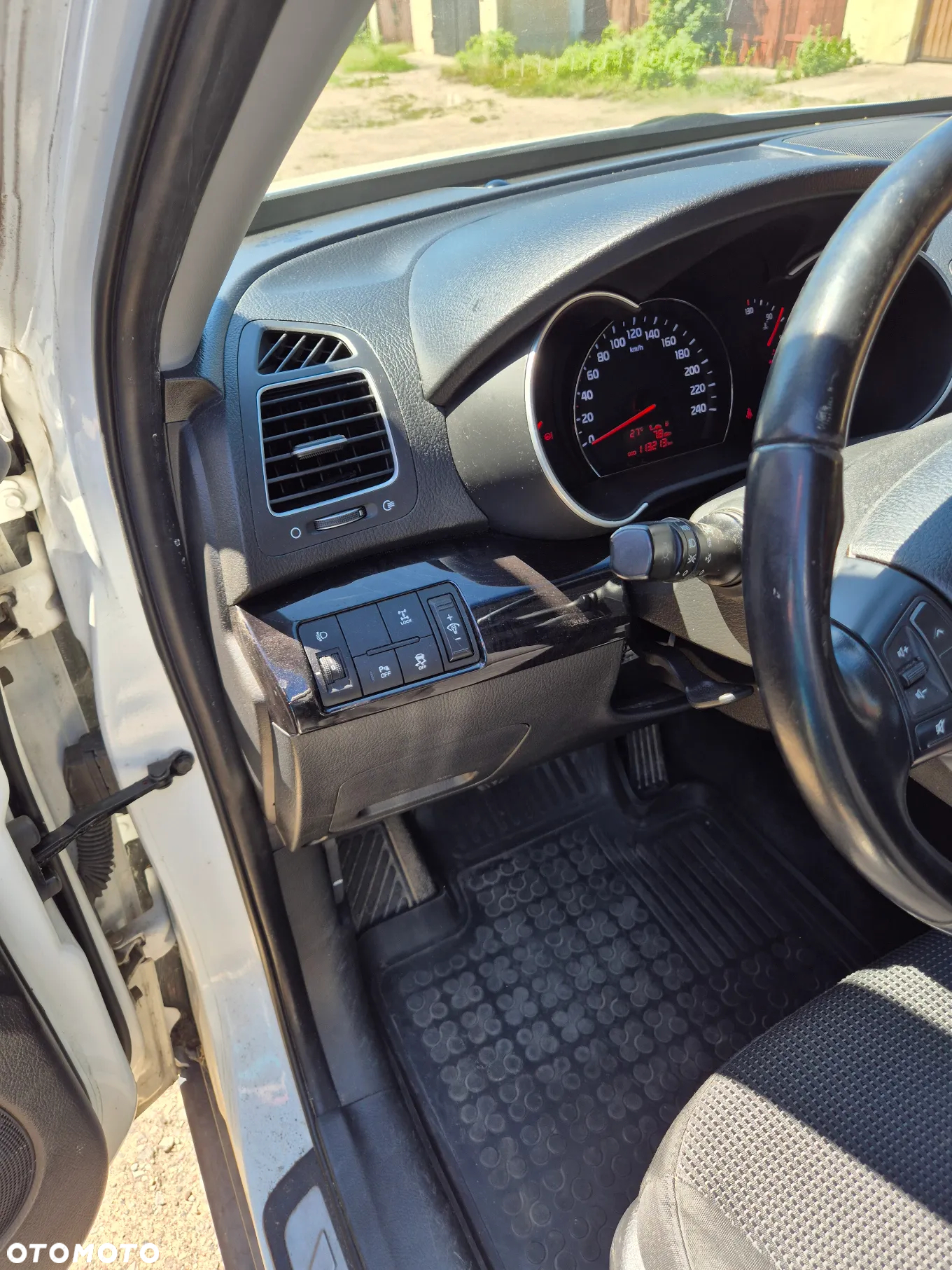 Kia Sorento 2.0 CRDI L - 12