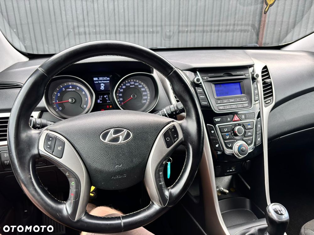 Hyundai i30 1.4 Advantage - 14