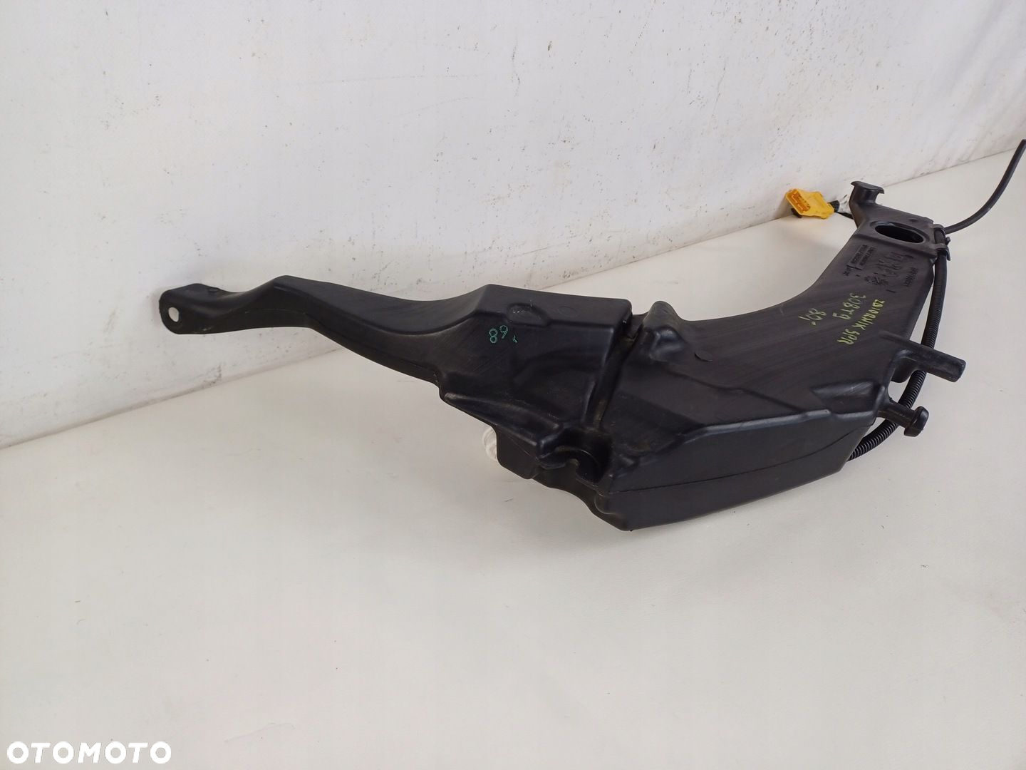 ZBIORNIK SPRYSKIWACZY PEUGEOT 308 II T9 13- - 2