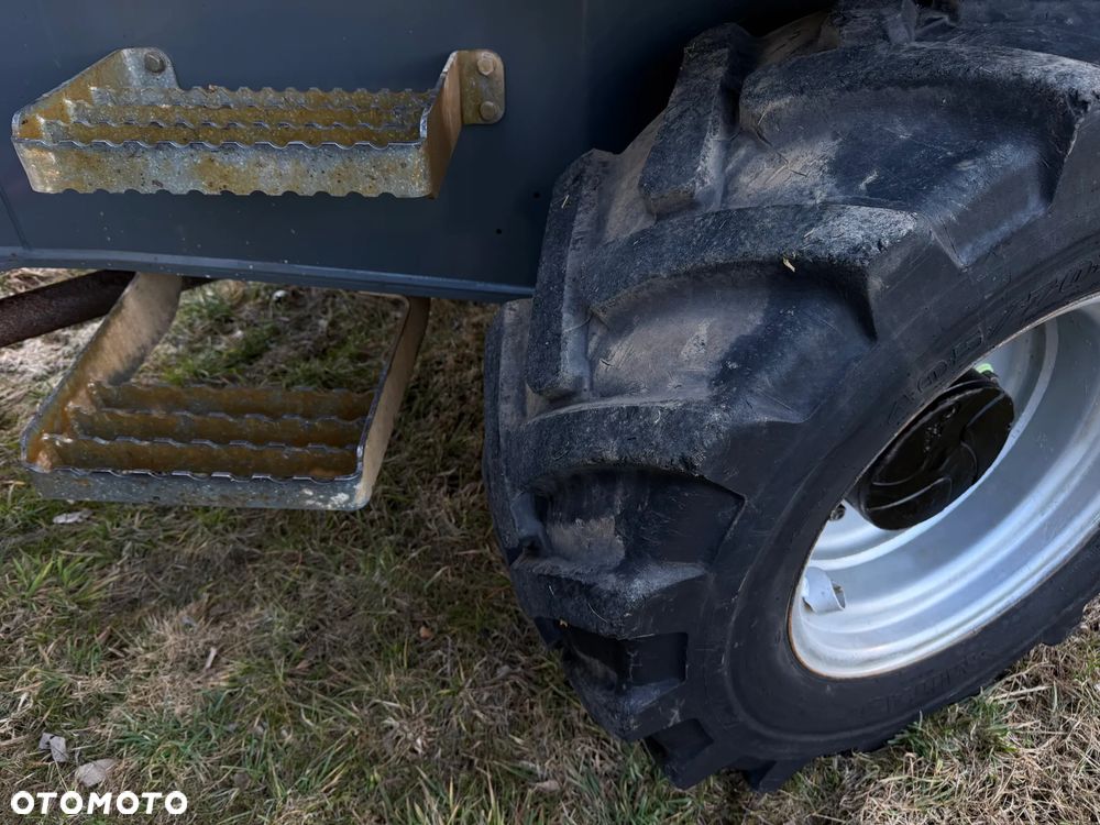 Wacker Neuson DW60 Wozidło 4x4. 6 ton ładowność z Pełną kabiną. Centralne smarowanie! OBROTOWA koleba 2500 mtg 2018 rok.  Jak nowe z salonu PERKINS turbo silnik. Pochodzi z Norweskiego Gospodarstwa Ziemniaczanego! Pełne sterowanie dżojstik REWERS HYDROSTATIC Ogrzewana Kabina Opony zero zużycia. Aktualna DEKRA. Kamery wysokiej jakośći! Zero luzów i wycieków. Szybka wolna jazda. Wielka Okazja - 8