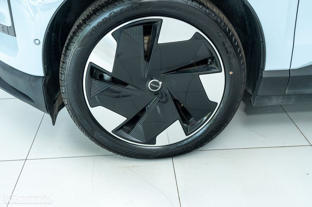 Volvo EX30 Twin Motor Performance AWD Ultra - 43