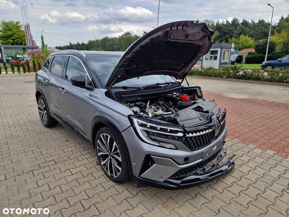 Renault Austral 1.3 TCe mHEV Iconic - 10