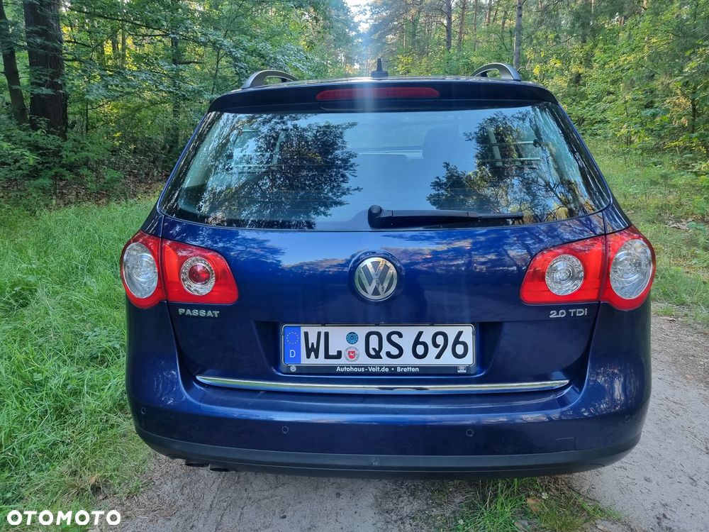 Volkswagen Passat 2.0 TDI Comfortline - 32