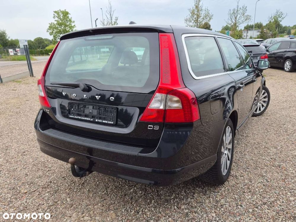 Volvo V70 D3 Geartronic Momentum - 24