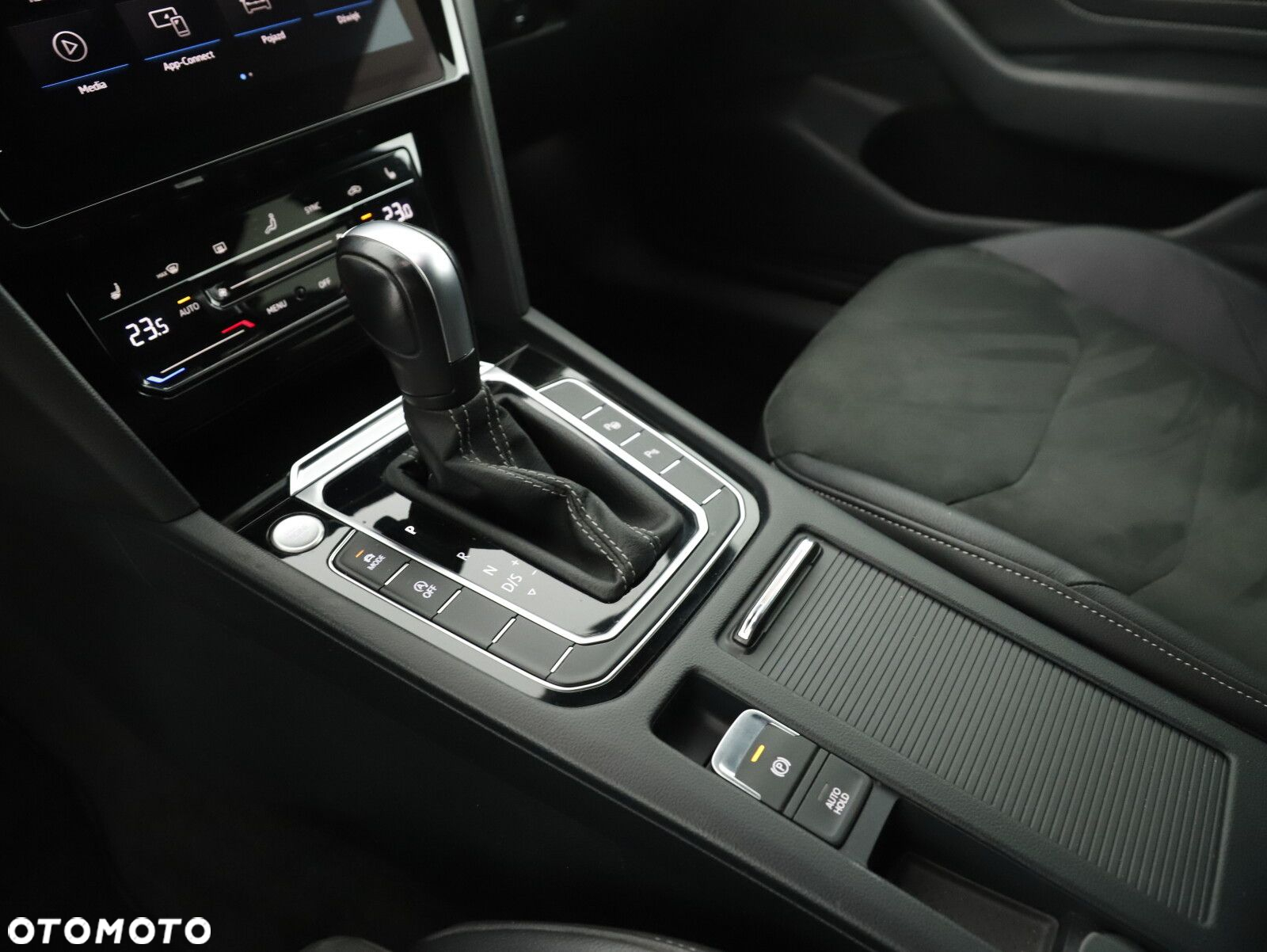 Volkswagen Arteon 2.0 TDI 4Motion Elegance DSG - 19