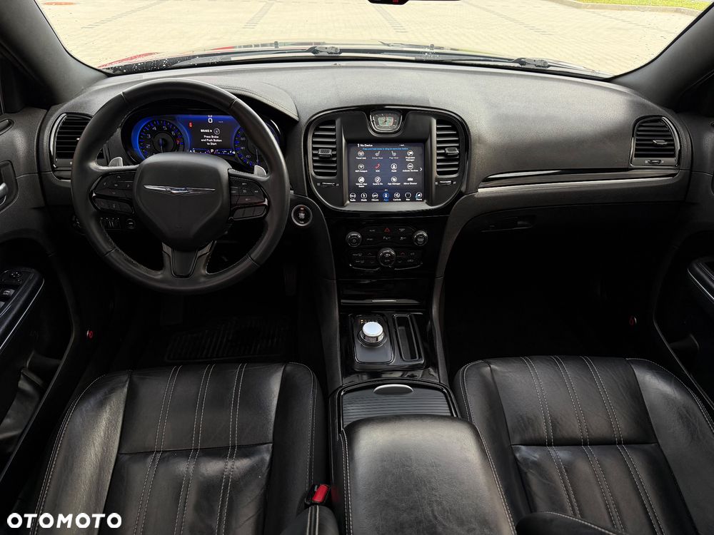 Chrysler 300s - 6