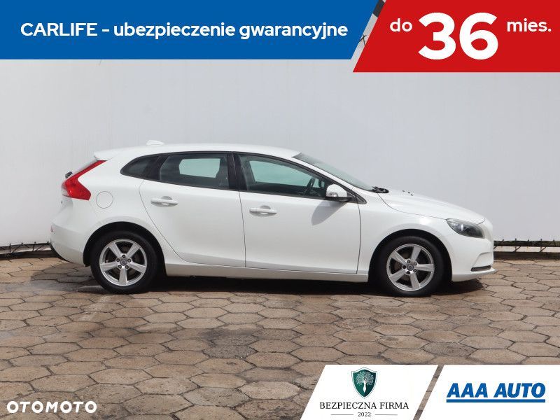 Volvo V40 - 8