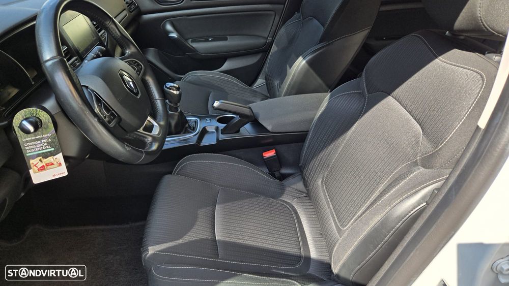 Renault Mégane BLUE dCi 115 LIMITED - 17