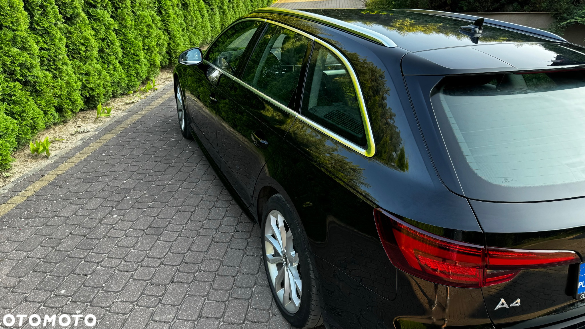 Audi A4 Avant 40 TDI quattro S tronic - 9