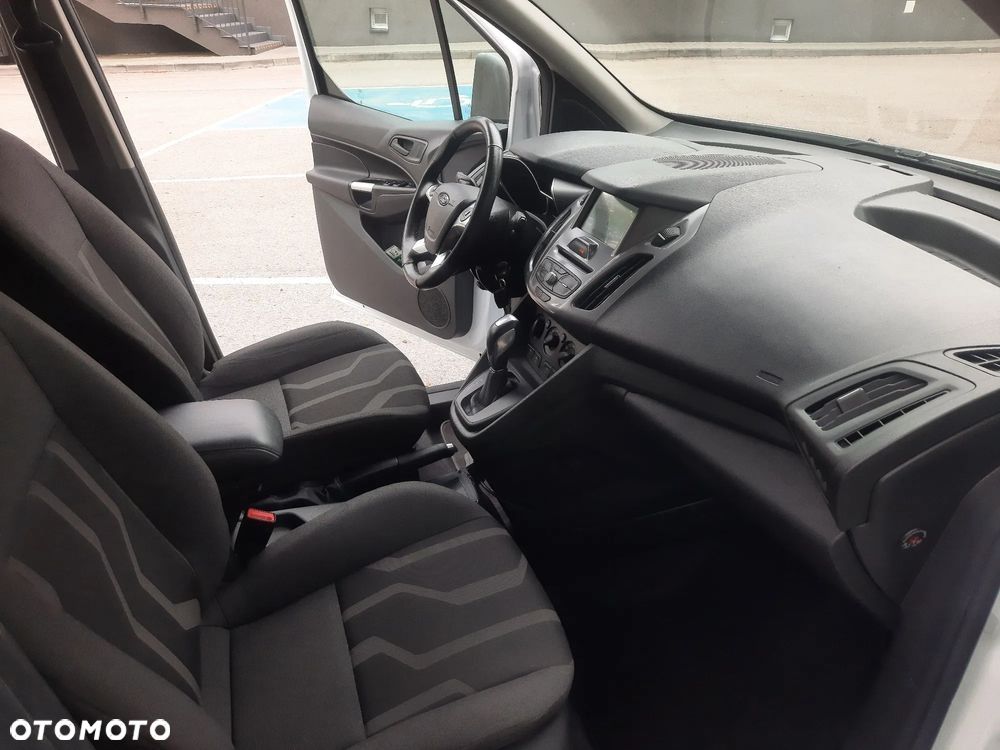 Ford Tourneo Connect Grand - 17