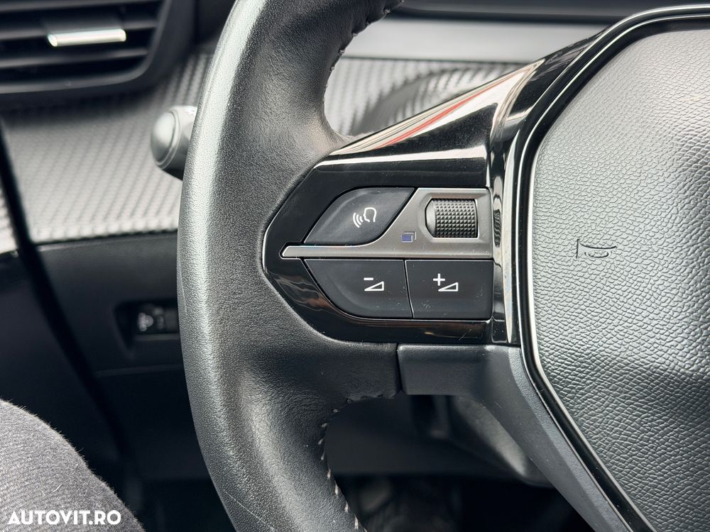 Peugeot 208 BlueHDi 100 Active Pack - 28