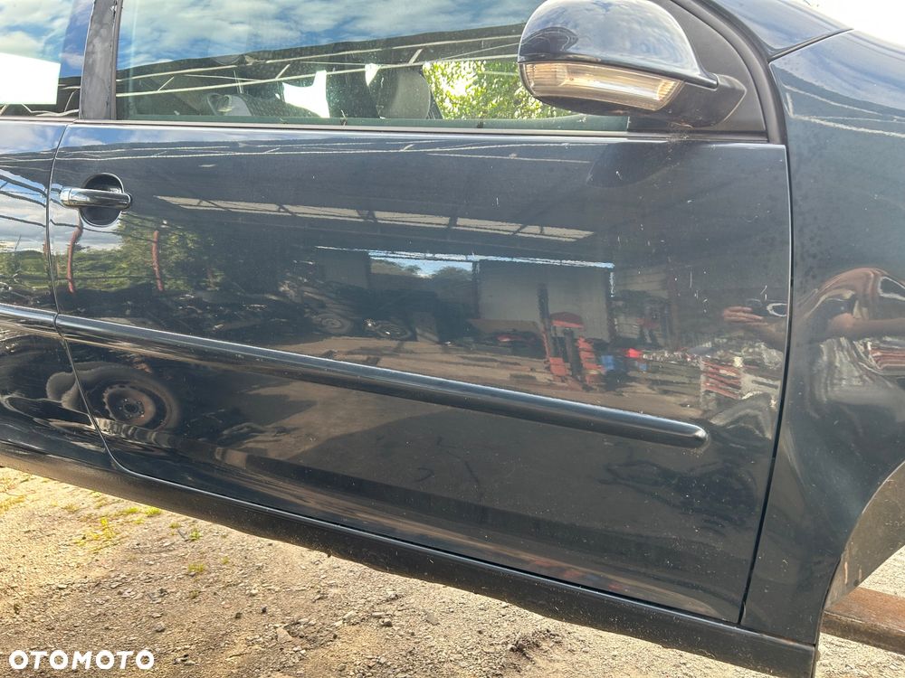 Drzwi prawe VW Golf V 3 drzwiowy LC5F - 2