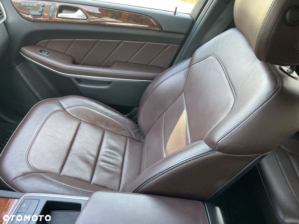 Mercedes-Benz GL 450 4Matic 7G-TRONIC - 35