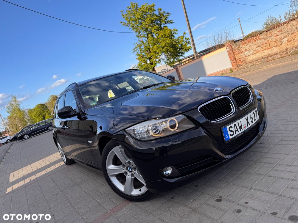 BMW Seria 3 318d DPF Edition Sport - 1