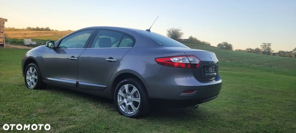 Renault Fluence 2.0 16V 140 Dynamique - 4