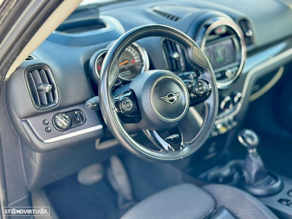 MINI Countryman Cooper SE ALL4 Auto - 10