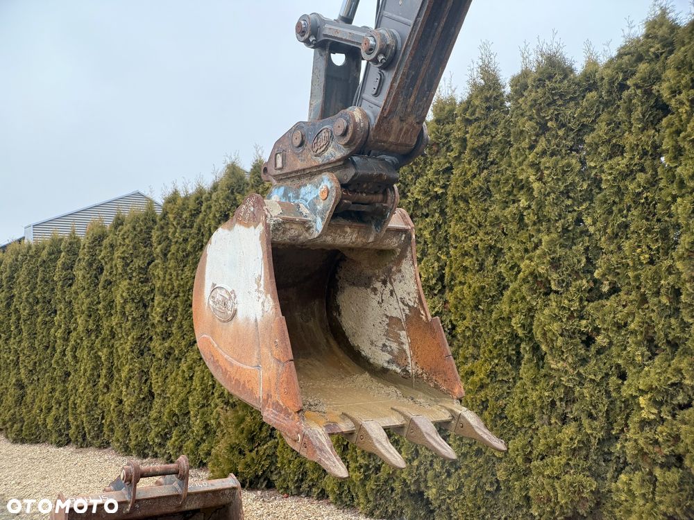 Volvo EC 140 EL - 21