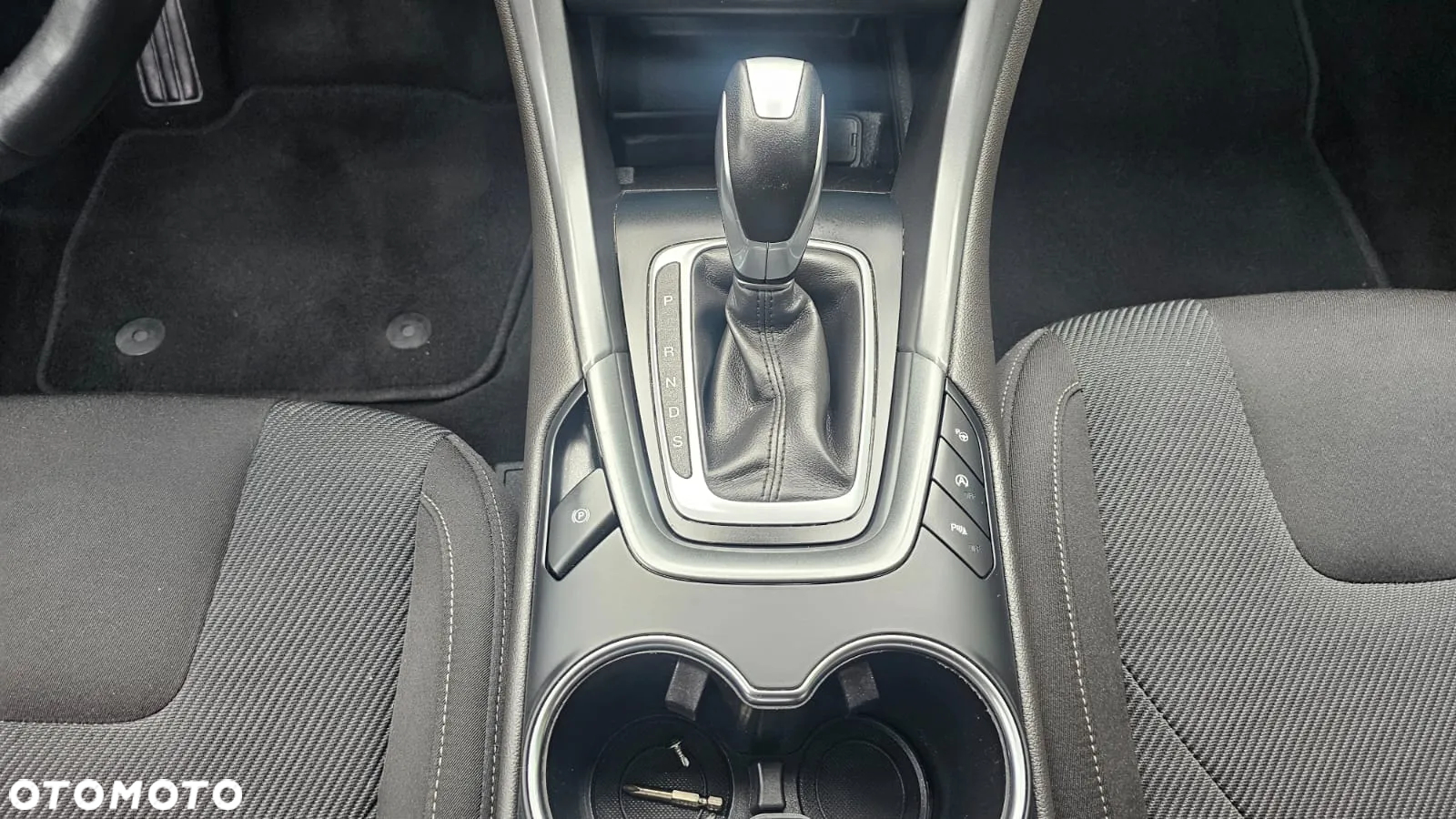 Ford Mondeo 2.0 TDCi PowerShift-Aut Allrad Titanium - 35