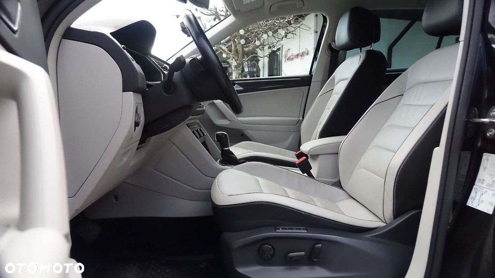 Volkswagen Tiguan - 23