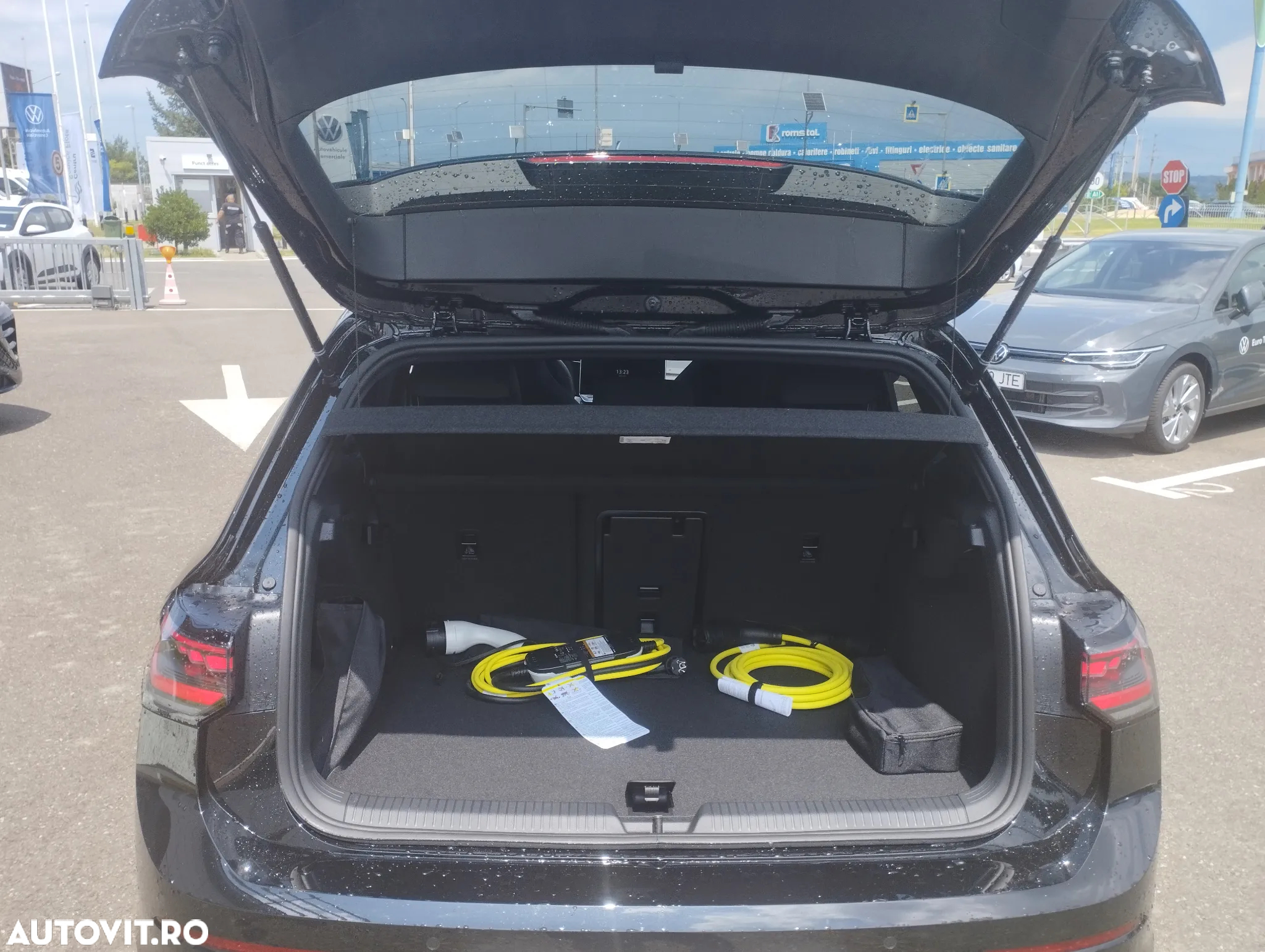 Volkswagen Golf GTE - 13