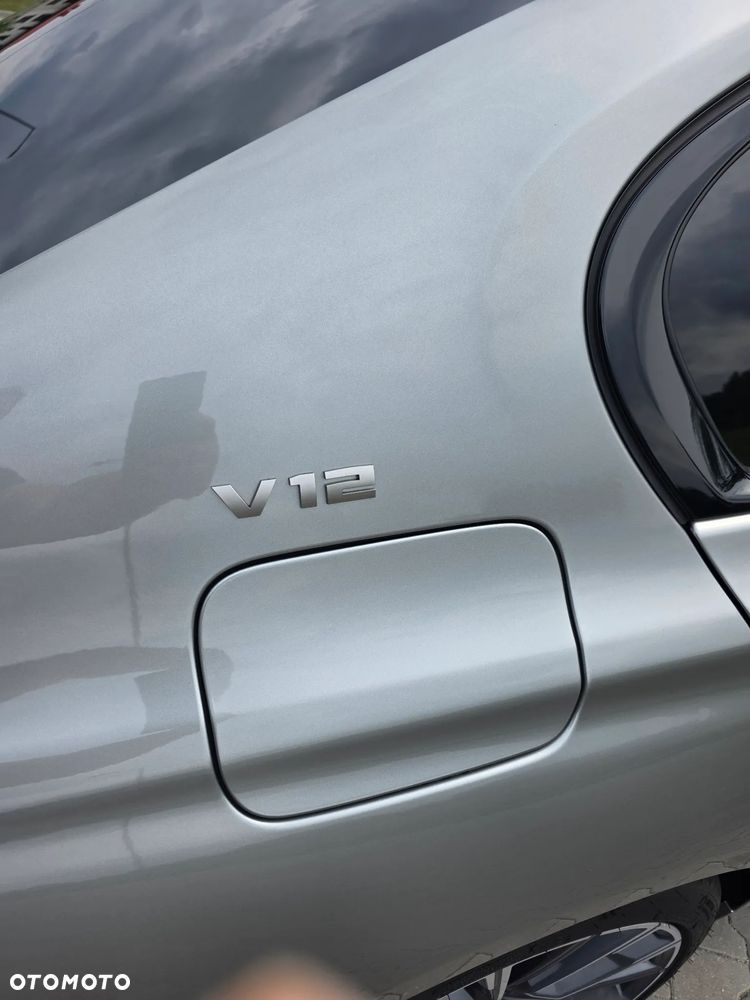 BMW Seria 7 M760Li xDrive - 16