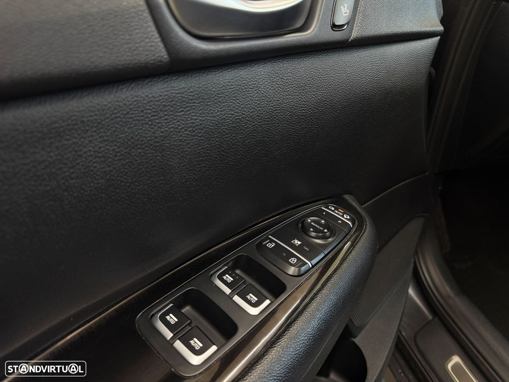 Kia Optima SW 2.0 CVVT PHEV - 31
