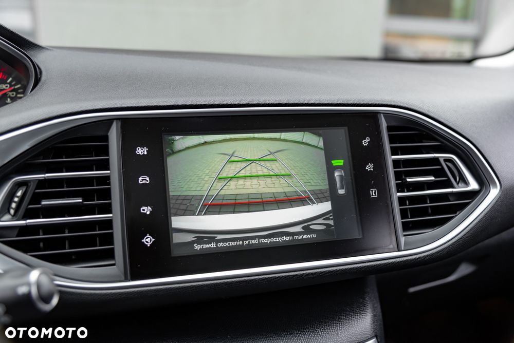 Peugeot 308 BlueHDi 150 EAT6 Stop & Start Allure - 32