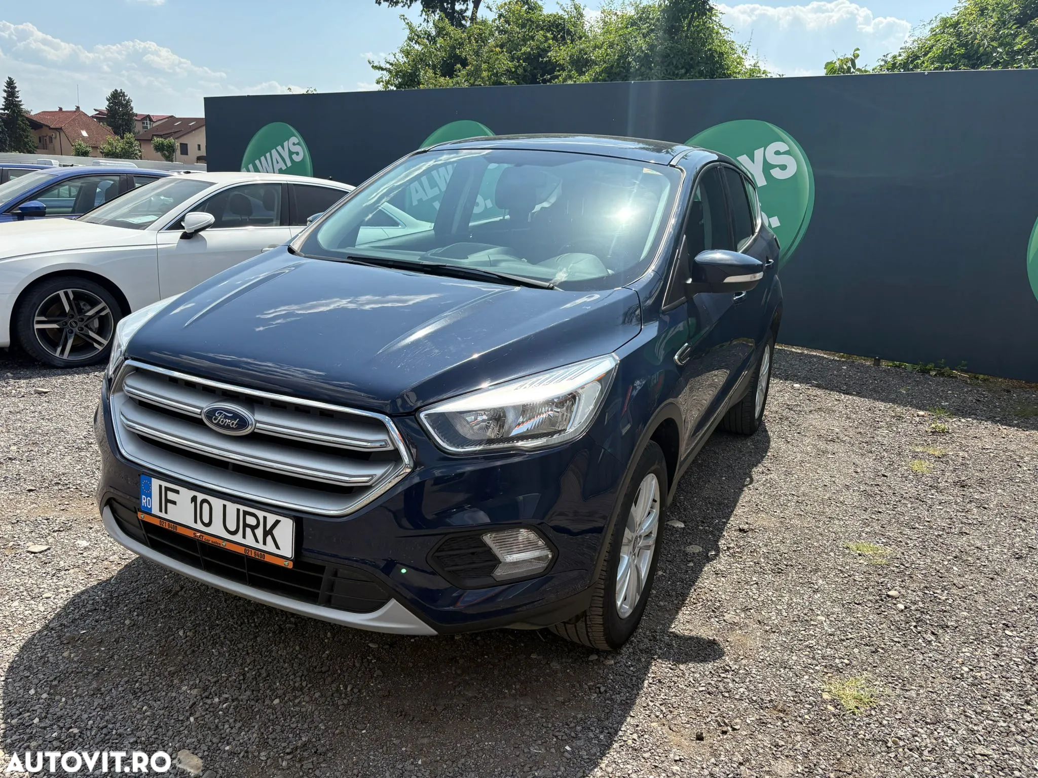 Ford Kuga - 1