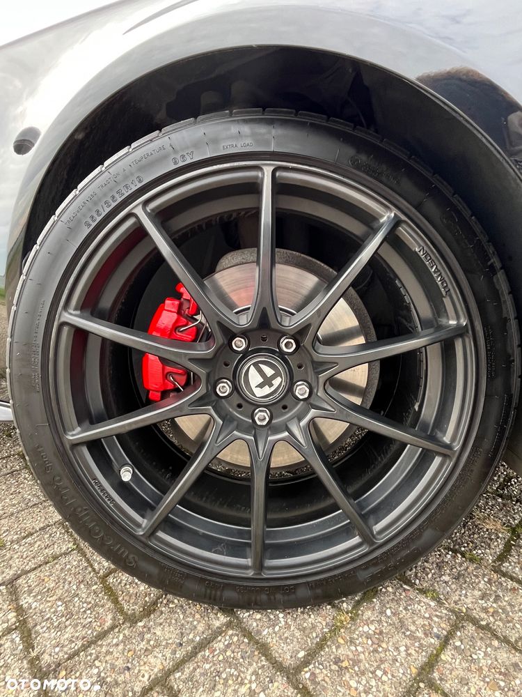 Audi A4 Avant 2.0 TDI DPF quattro S tronic S line Sportpaket - 15