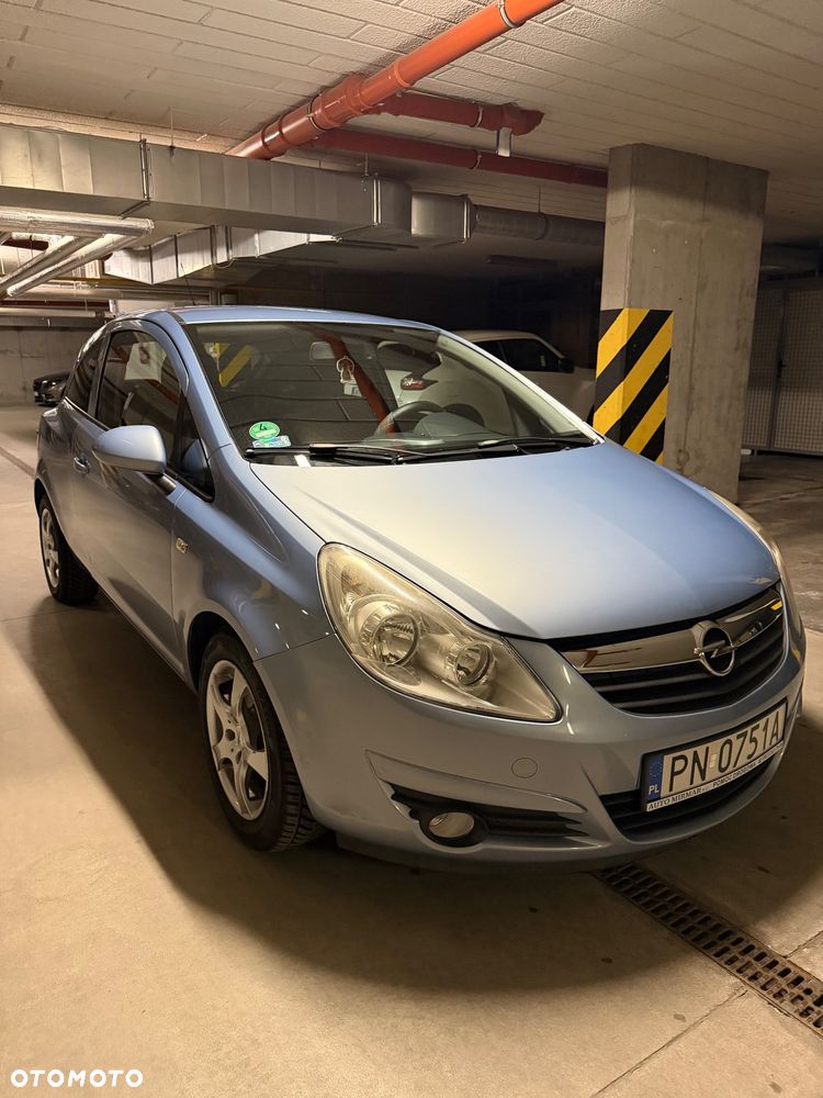 Opel Corsa 1.4 16V Cosmo - 3