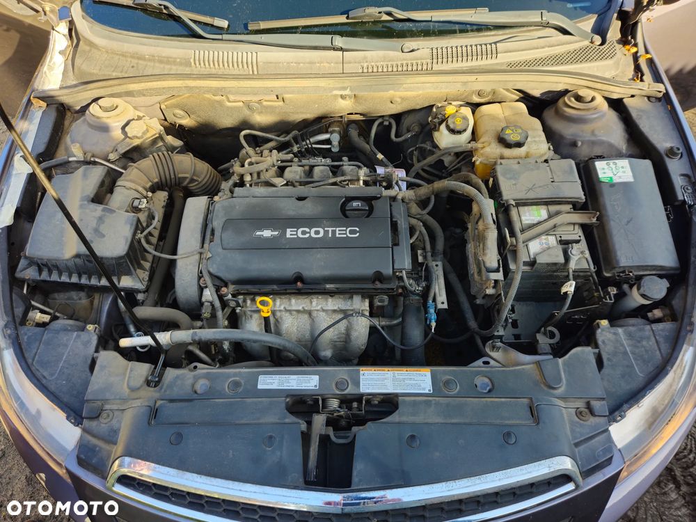 Chevrolet Cruze 1.8 LT - 21