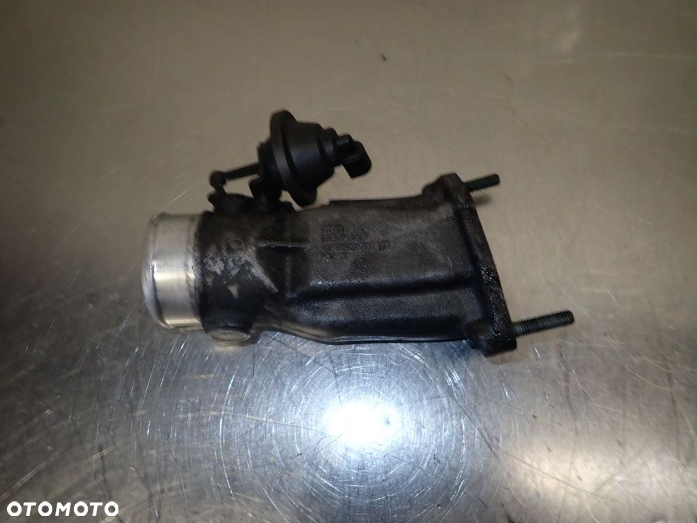 PRZEPUSTNICA AUDI A6 C5 2.5 4B0145950 - 1