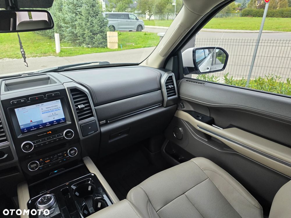 Ford Expedition - 28